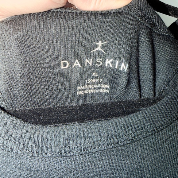 Dangling Black Soft Ribbed Racerback Tank - Picture 3 of 3